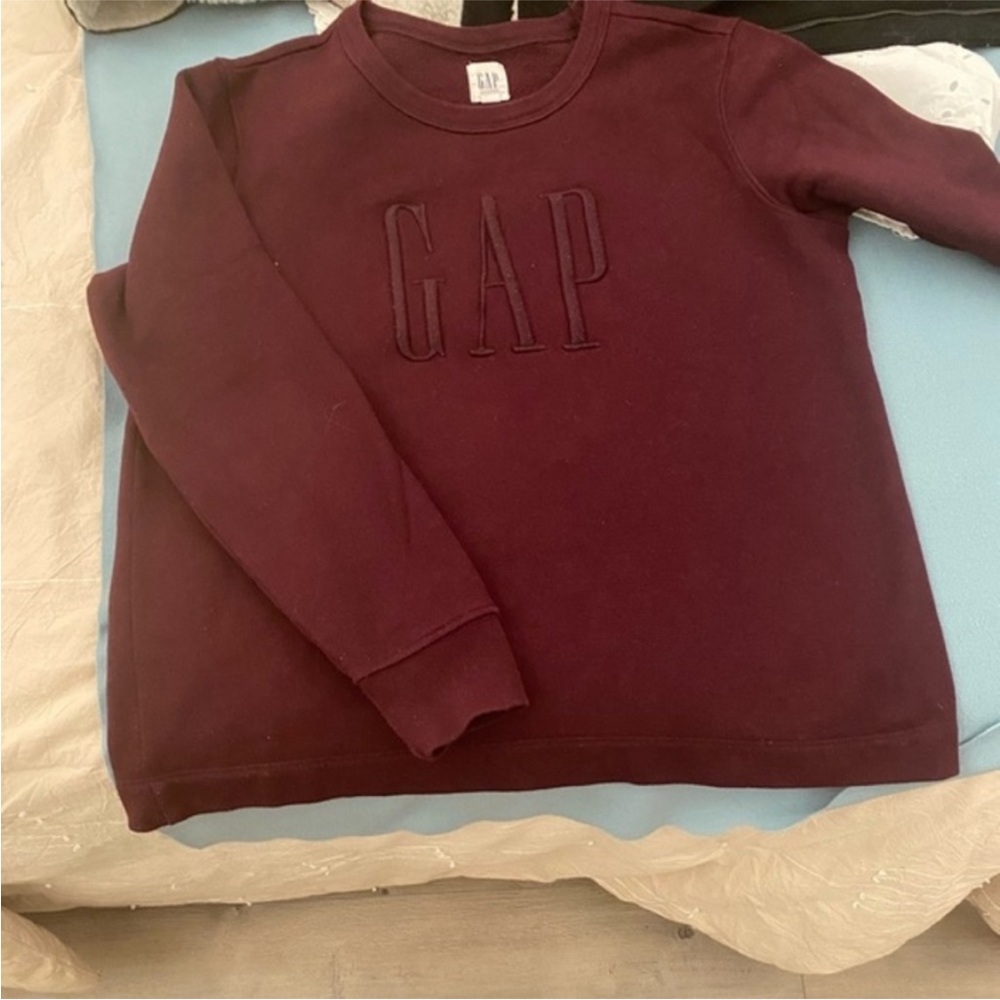 Gap Maroon sweatshirt- medium- like new